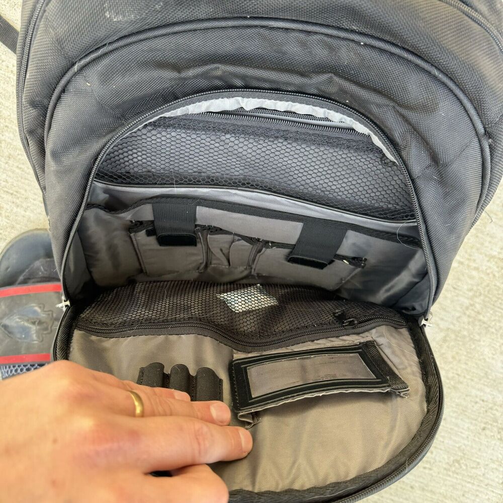 Black Dell Computer Laptop Backpack Padded 14.5x16.5 Read Description View 3